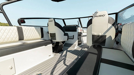 Катер Finnmaster Husky R8 S